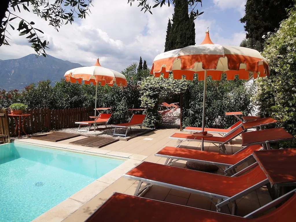 ***** شقة فندقية Residence Gardasee إيطاليا