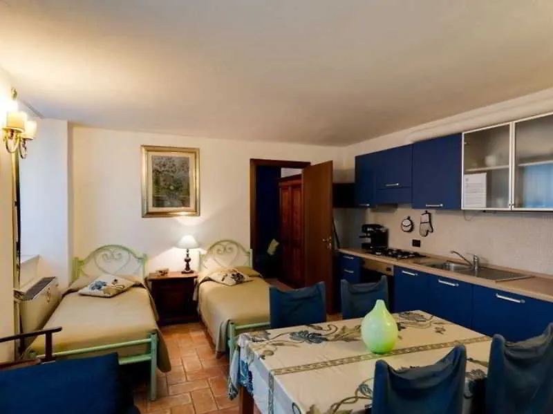 ***** شقة فندقية Residence Gardasee إيطاليا
